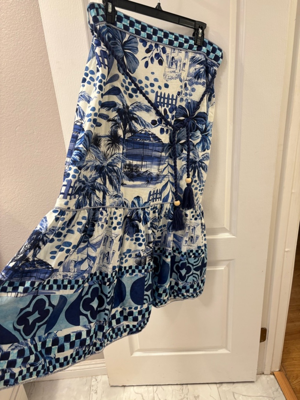 House of Harlow 1960 Linen Blend Blue and White Beach Print Maxi Skirt size L
